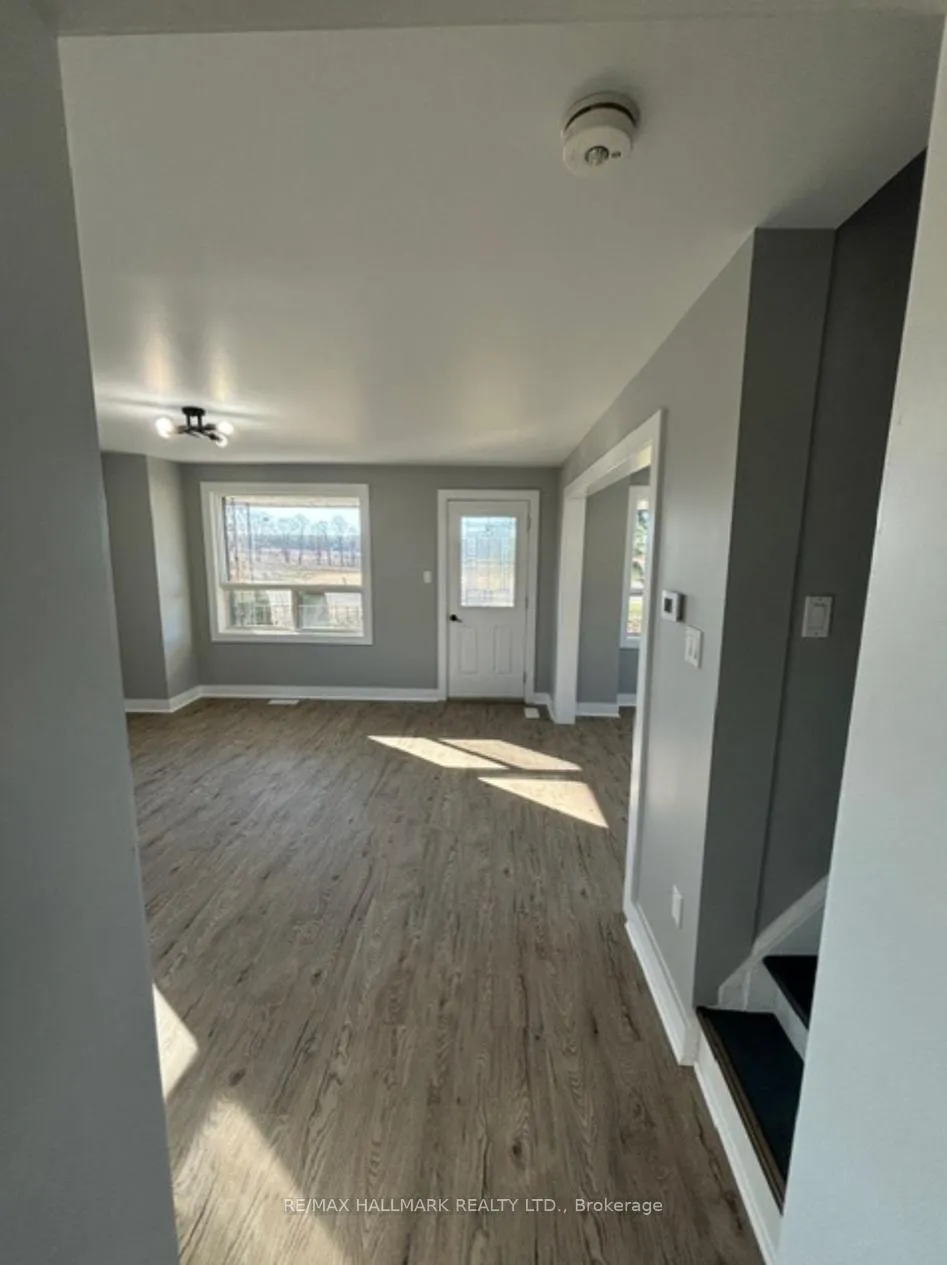 Photo 1 of 16956 County Road 27, Springwater, Elmvale — HOMEH