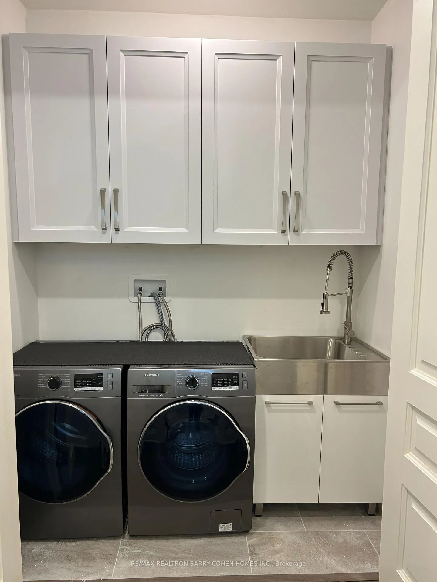 Photo 13 of Unit Basement, 34 Crestwood Road, Vaughan, Crestwood-Springfarm-Yorkhill — HOMEH