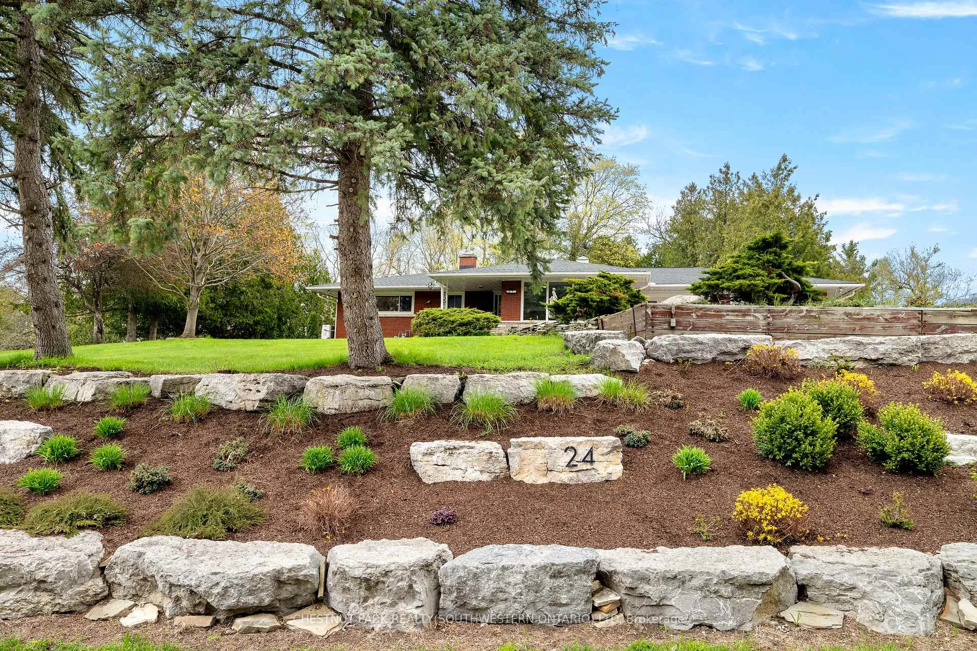 Photo 2 of 24 Grand Hill Drive, Kitchener, Pioneer Tower West — HOMEH