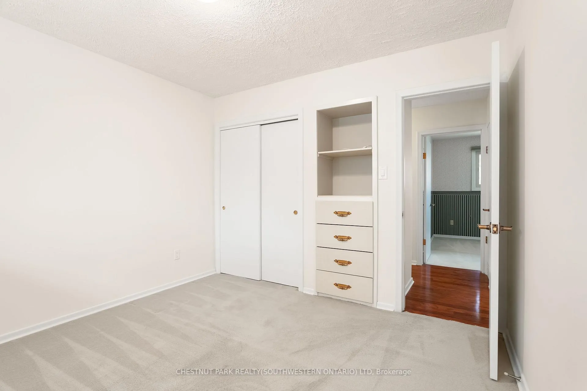 Photo 19 of 24 Grand Hill Drive, Kitchener, Pioneer Tower West — HOMEH