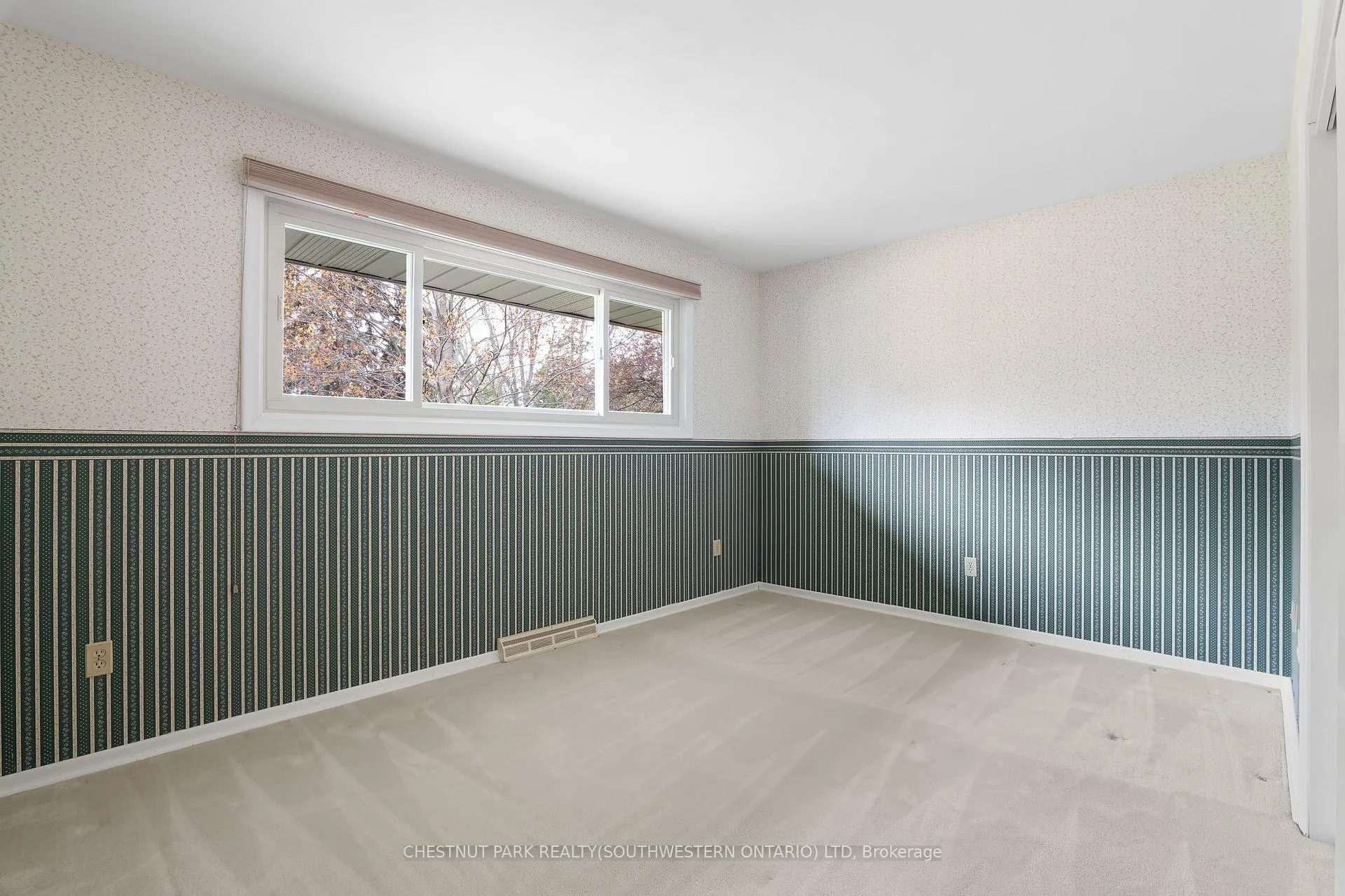 Photo 20 of 24 Grand Hill Drive, Kitchener, Pioneer Tower West — HOMEH
