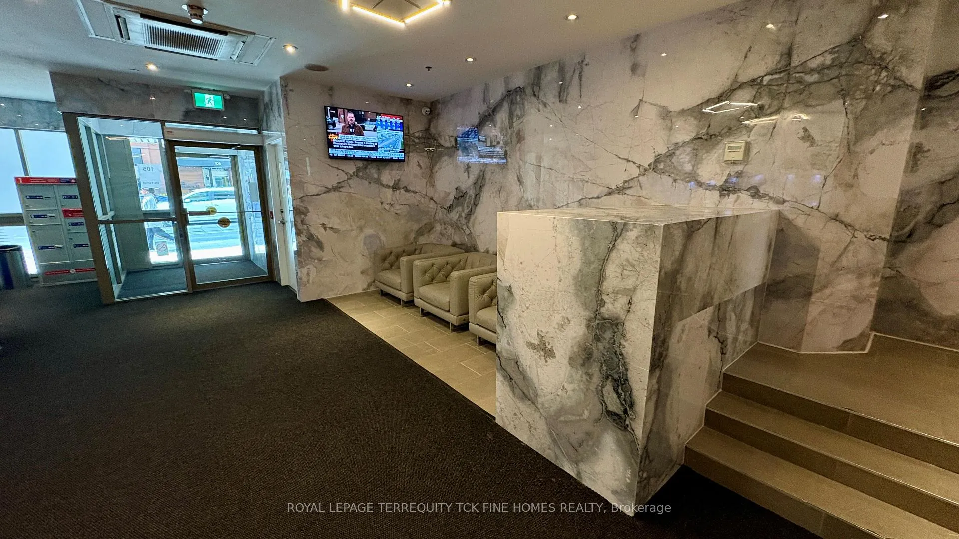 Photo 3 of Unit 1101, 105 Victoria Street, Toronto, Church-Yonge Corridor — HOMEH