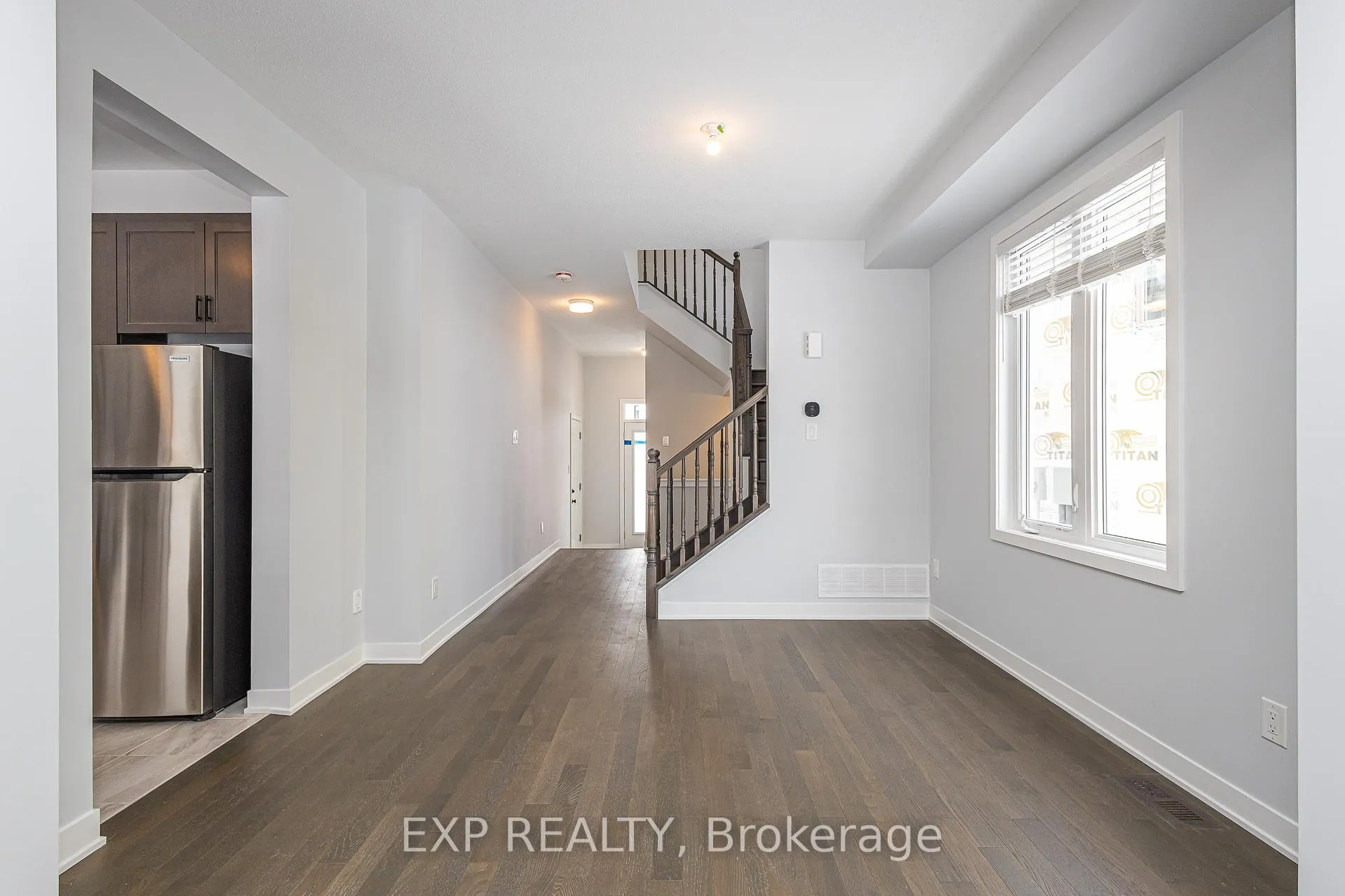 Photo 5 of 218 Ormiston Crescent, Ottawa, Barrhaven - Stonebridge — HOMEH