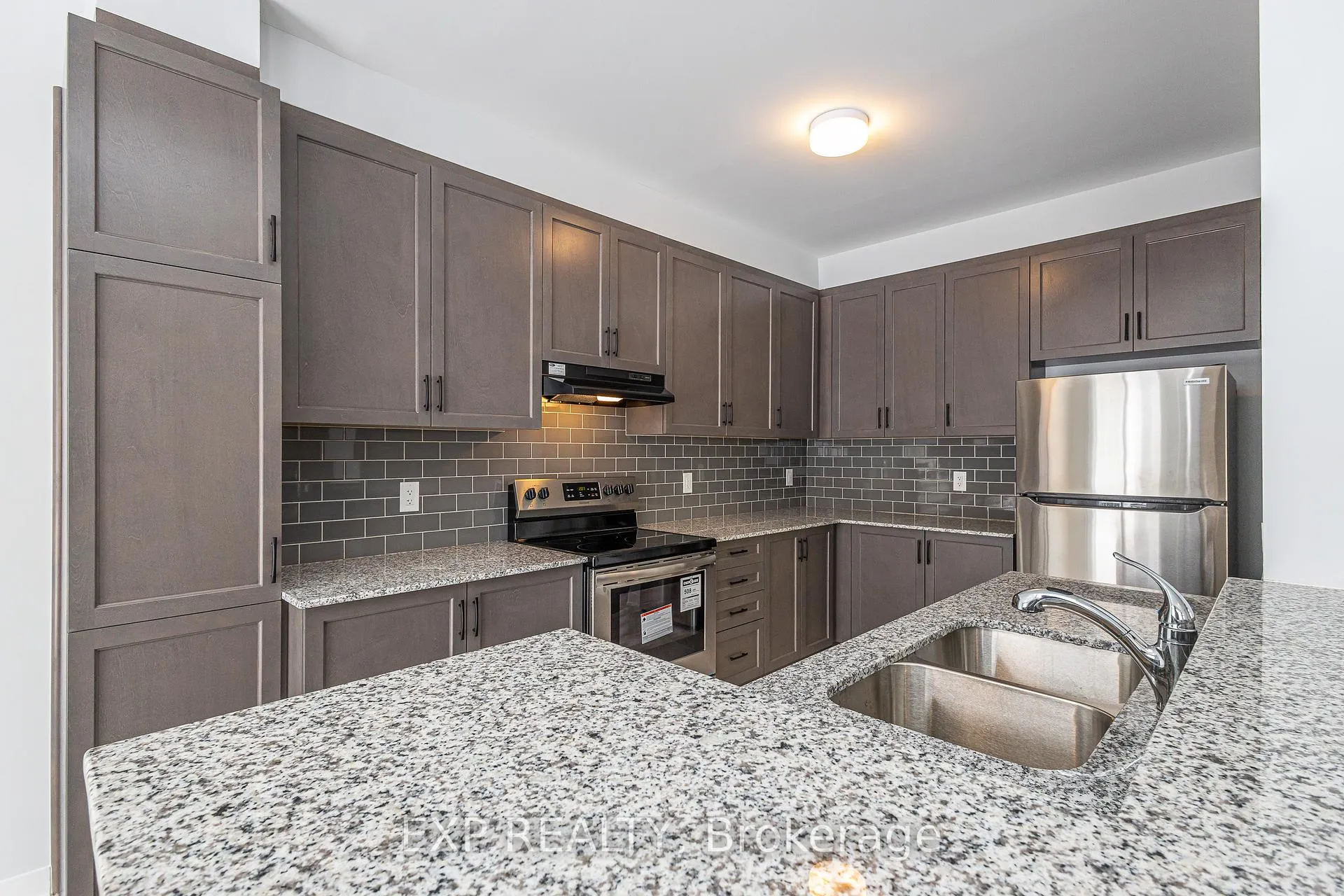 Photo 12 of 218 Ormiston Crescent, Ottawa, Barrhaven - Stonebridge — HOMEH