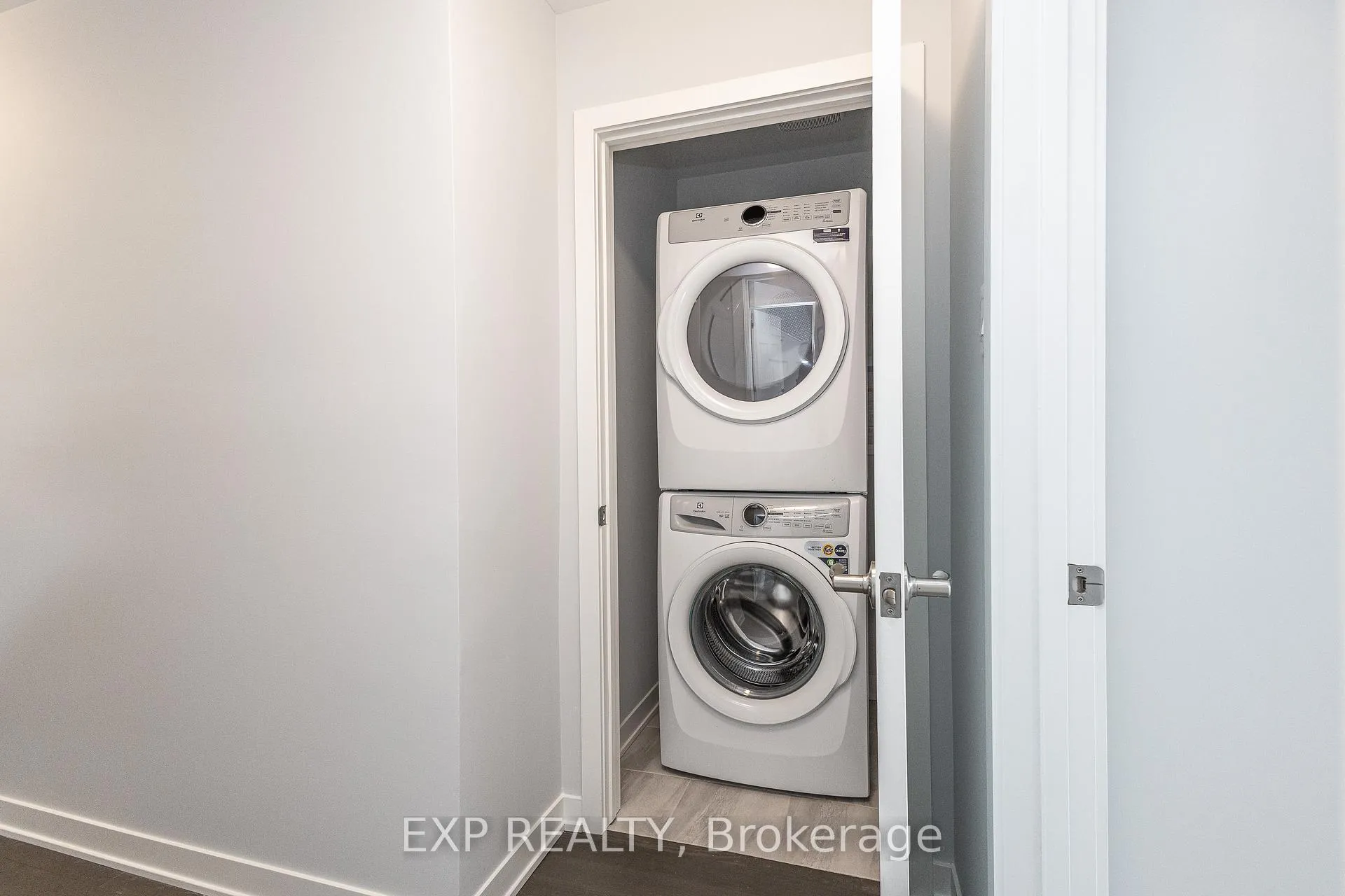 Photo 23 of 218 Ormiston Crescent, Ottawa, Barrhaven - Stonebridge — HOMEH