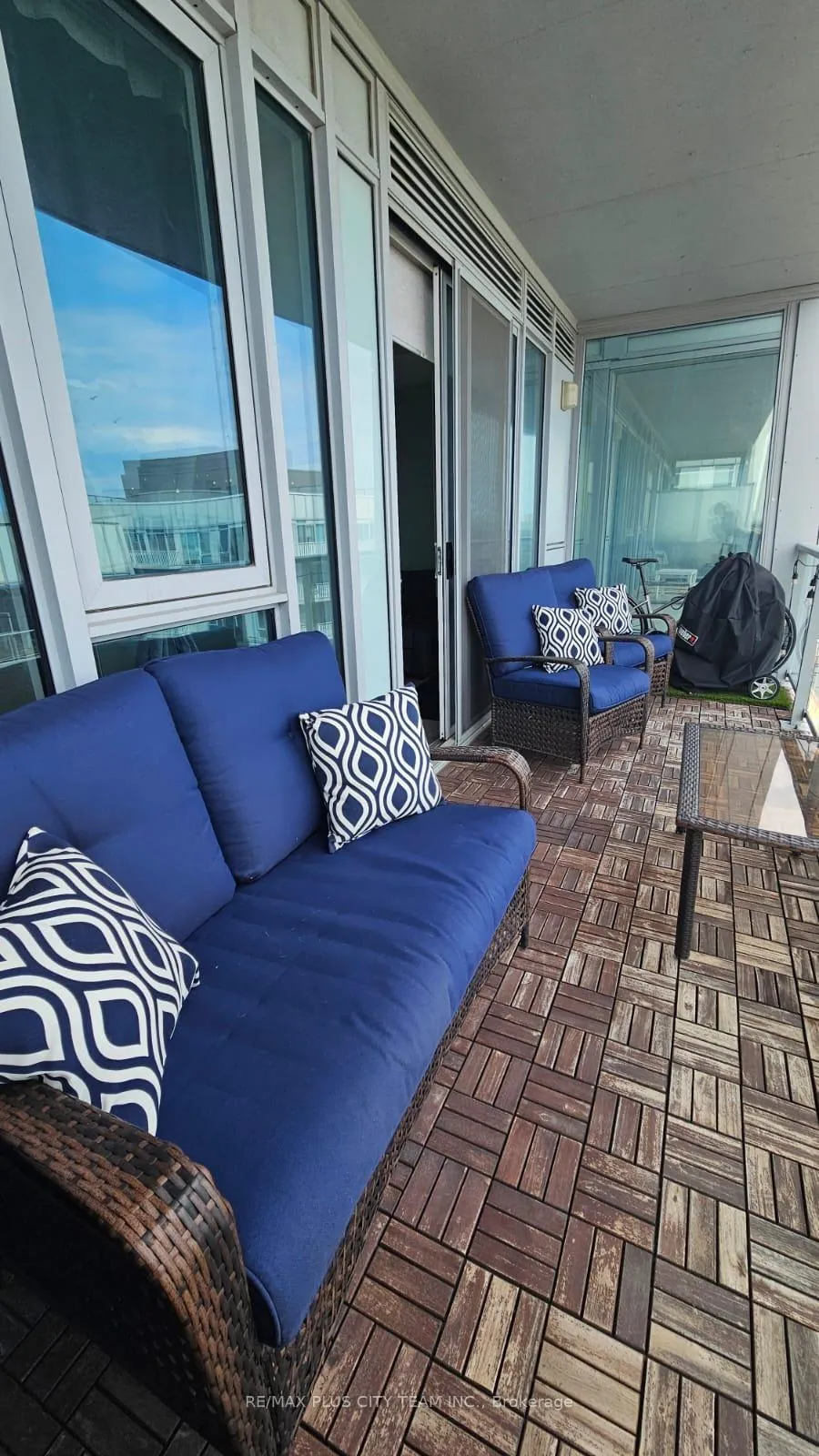 Photo 13 of Unit 1403, 15 Baseball Place, Toronto, South Riverdale — HOMEH