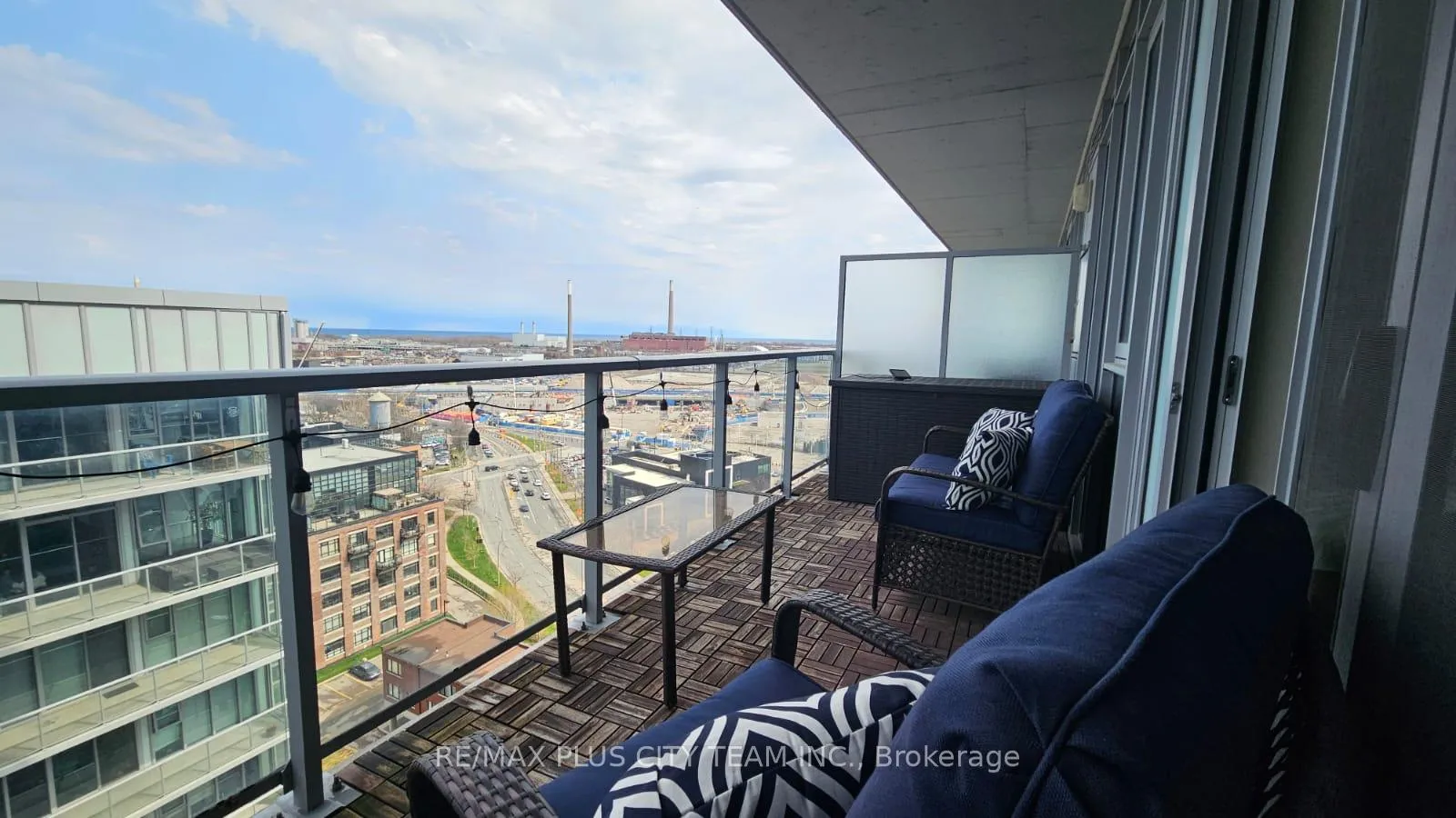Photo 15 of Unit 1403, 15 Baseball Place, Toronto, South Riverdale — HOMEH