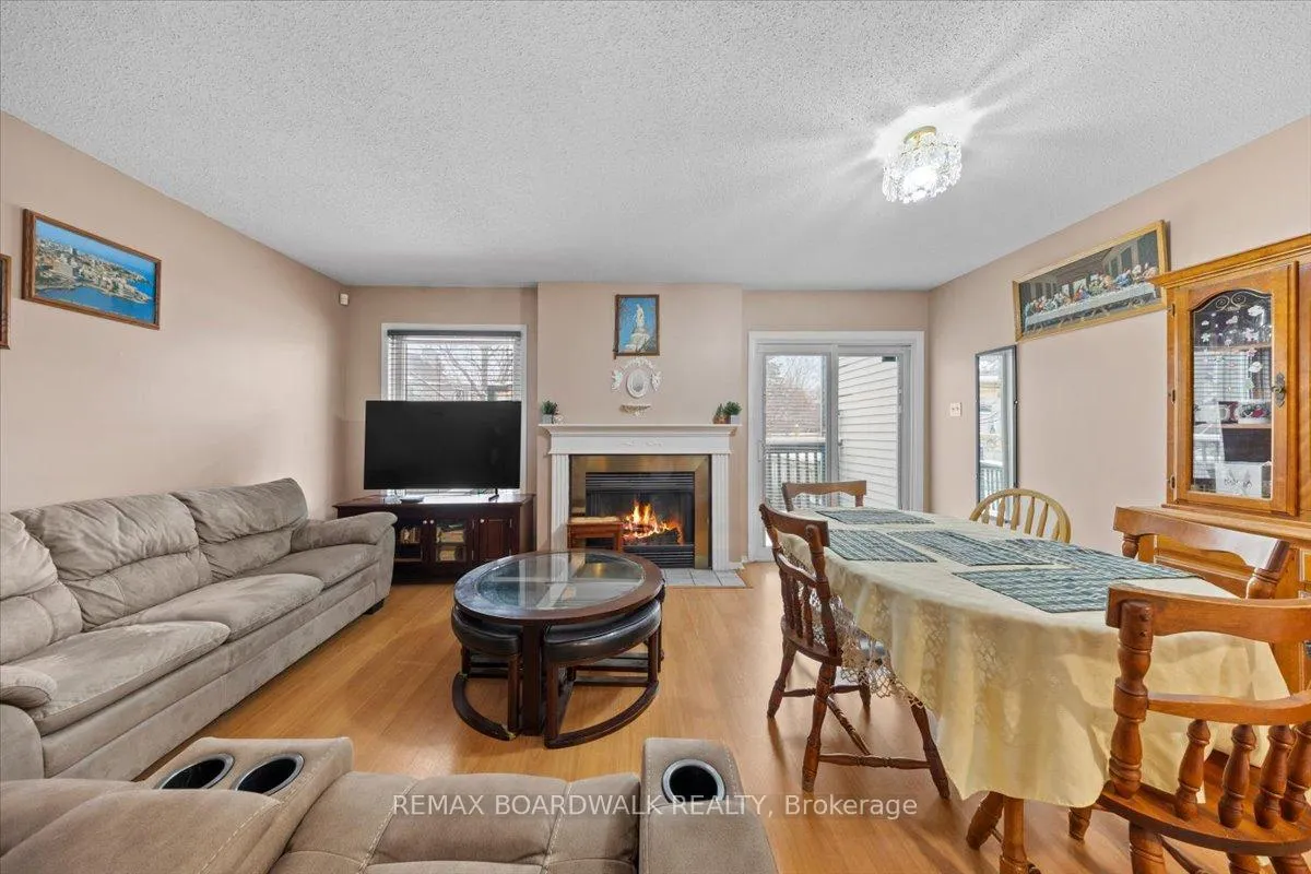 Photo 7 of 1516 Briarfield Crescent, Ottawa, Fallingbrook/Ridgemount — HOMEH