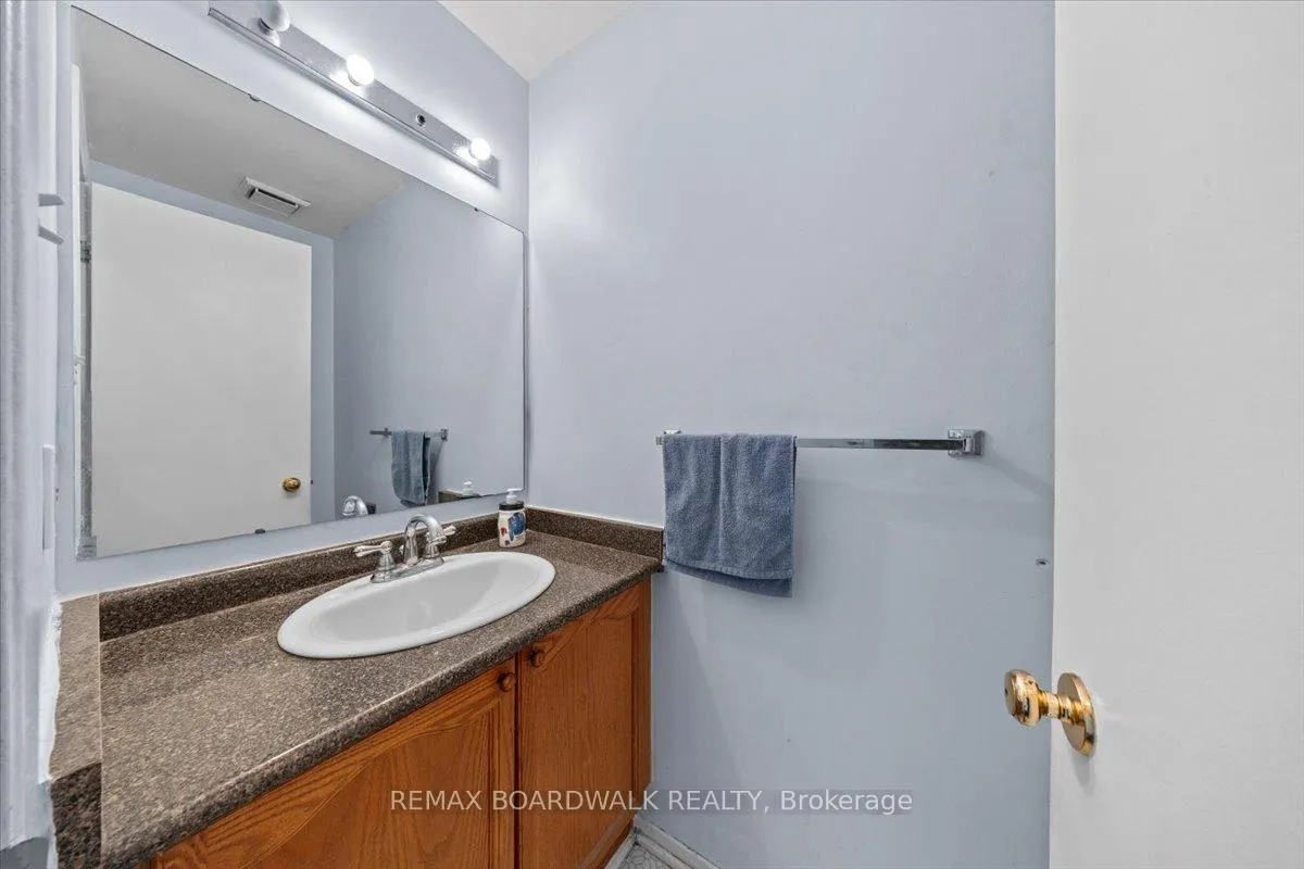 Photo 8 of 1516 Briarfield Crescent, Ottawa, Fallingbrook/Ridgemount — HOMEH