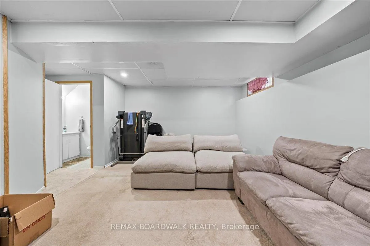 Photo 22 of 1516 Briarfield Crescent, Ottawa, Fallingbrook/Ridgemount — HOMEH