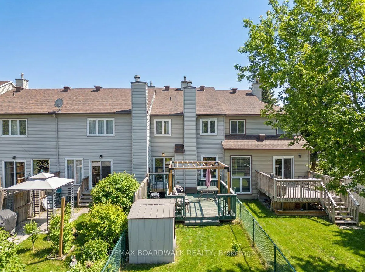 Photo 24 of 1516 Briarfield Crescent, Ottawa, Fallingbrook/Ridgemount — HOMEH