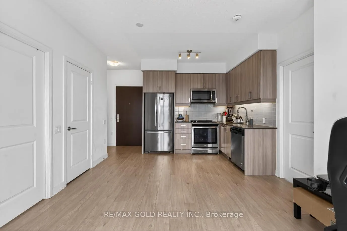 Photo 8 of Unit 2508, 8 Nahani Way, Mississauga, Hurontario — HOMEH