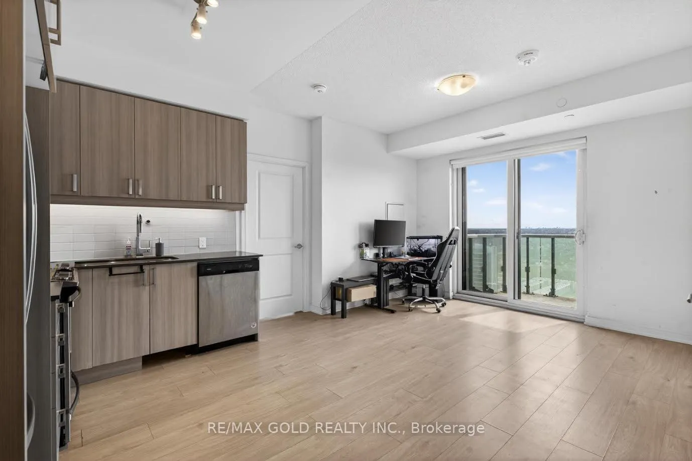 Photo 9 of Unit 2508, 8 Nahani Way, Mississauga, Hurontario — HOMEH
