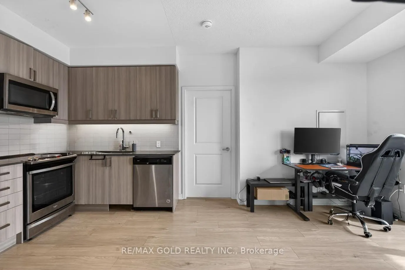Photo 10 of Unit 2508, 8 Nahani Way, Mississauga, Hurontario — HOMEH