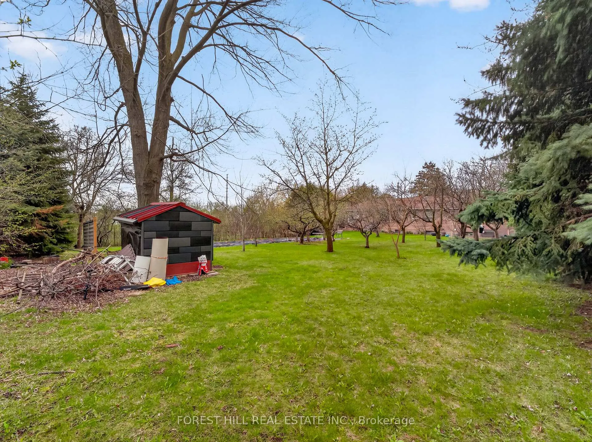 Photo 11 of 27 Vaughan Boulevard, Vaughan, Beverley Glen — HOMEH