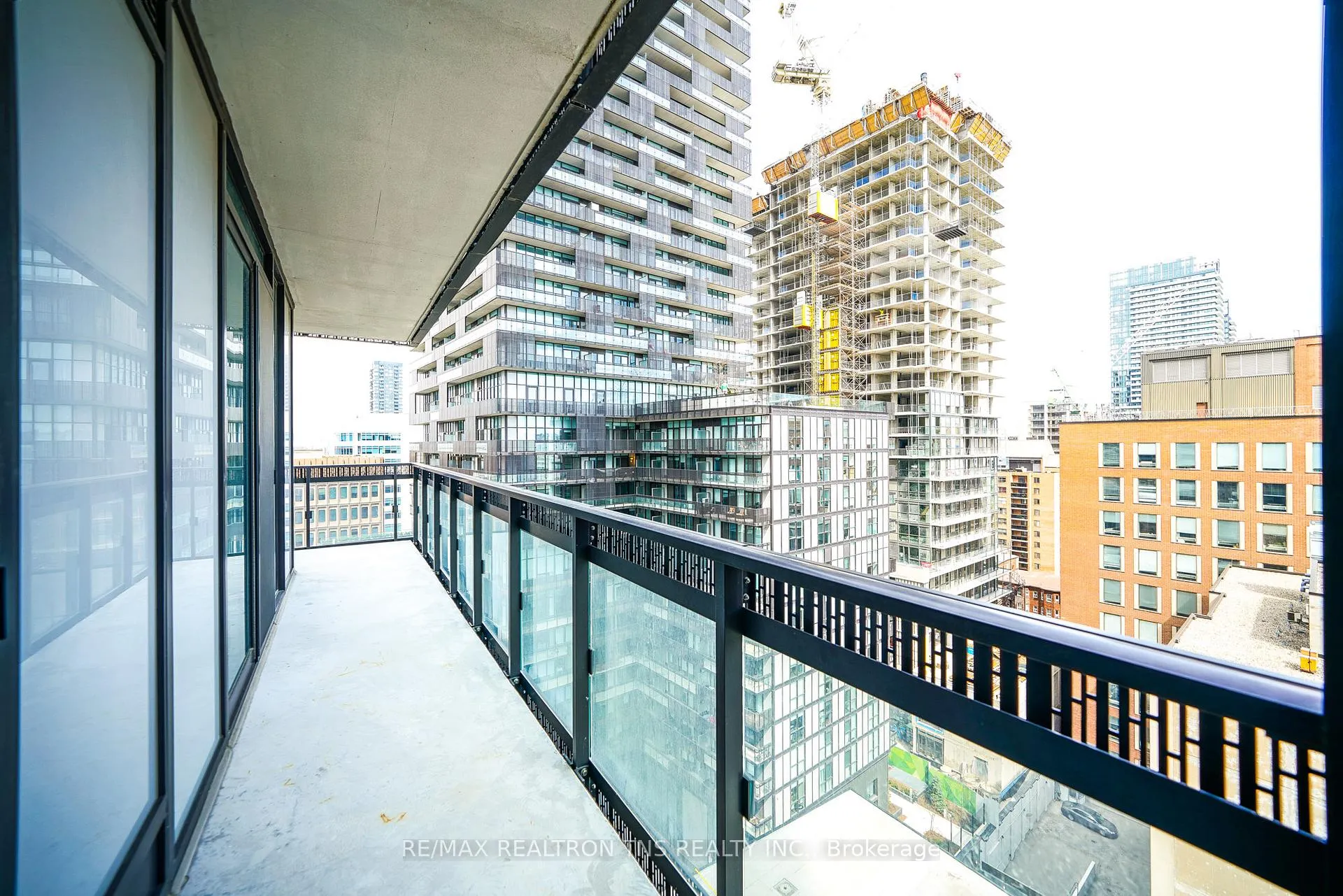 Photo 20 of Unit 908, 8 Eglinton Avenue, Toronto, Mount Pleasant West — HOMEH