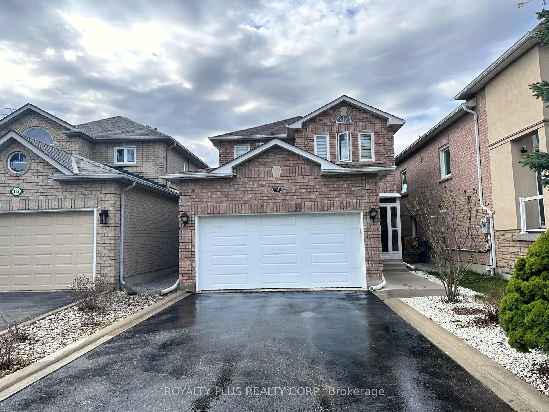 Photo 1 of 156 Villandry Crescent, Vaughan, Maple — HOMEH