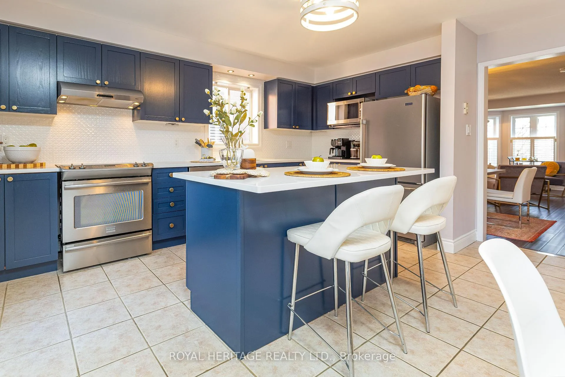 Photo 4 of 24 O'Leary Drive, Ajax, South East — HOMEH
