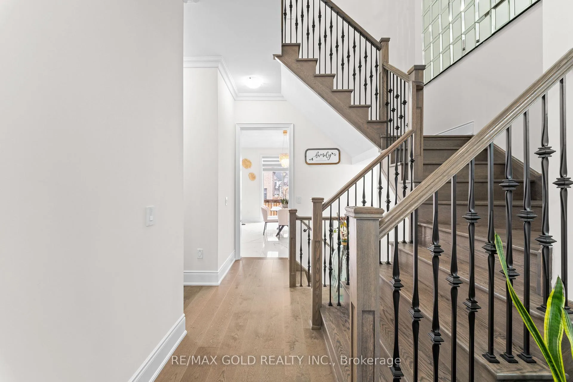 Photo 11 of 41 Daisy Meadow Crescent, Caledon, Caledon East — HOMEH