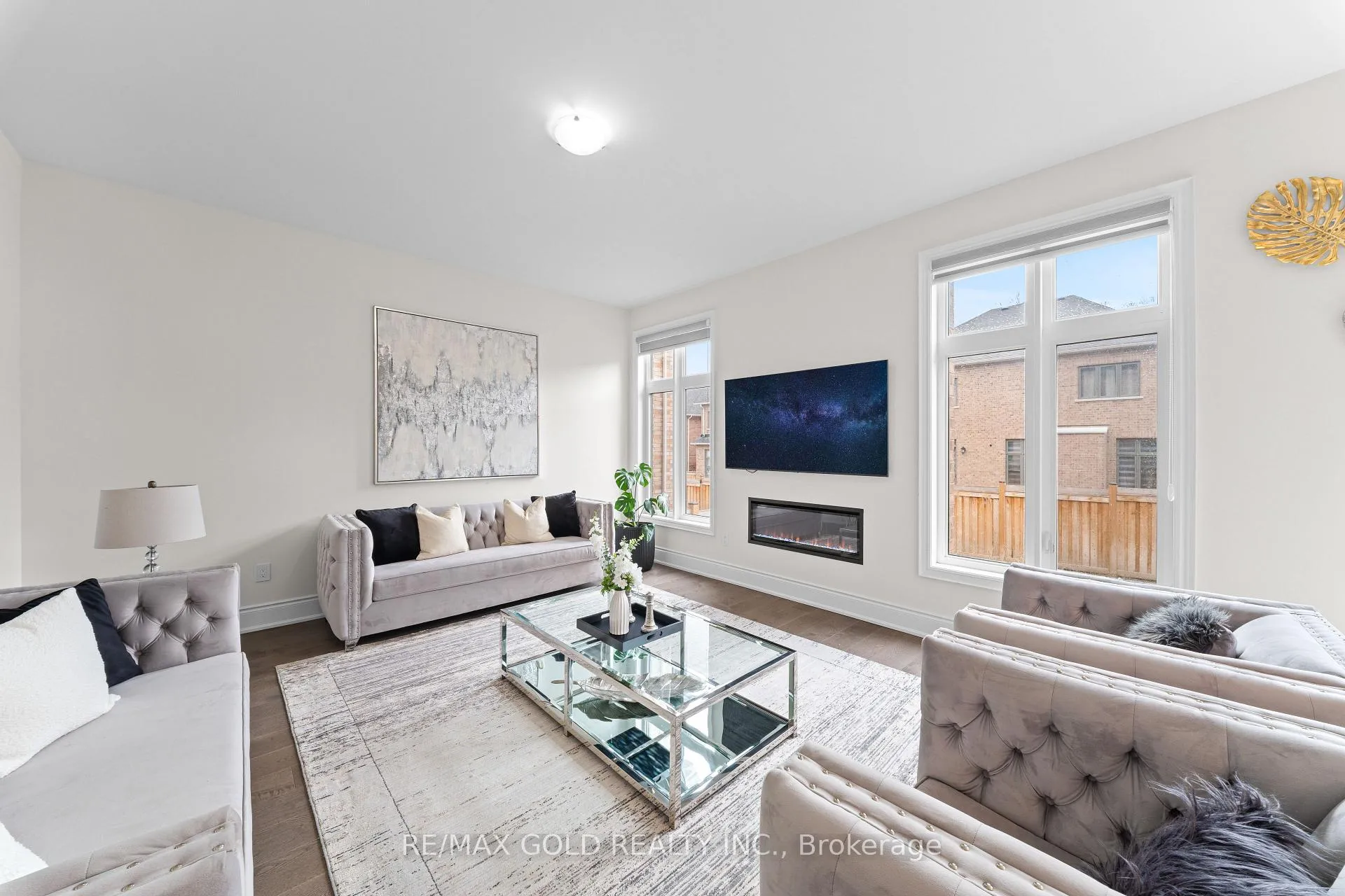 Photo 19 of 41 Daisy Meadow Crescent, Caledon, Caledon East — HOMEH