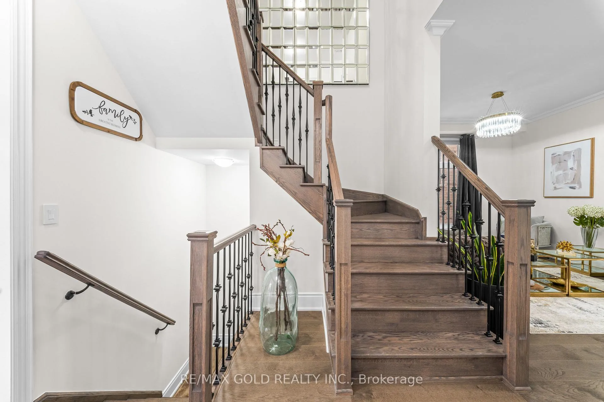 Photo 23 of 41 Daisy Meadow Crescent, Caledon, Caledon East — HOMEH