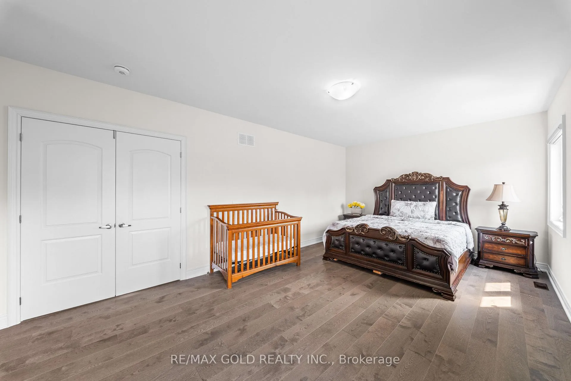 Photo 27 of 41 Daisy Meadow Crescent, Caledon, Caledon East — HOMEH