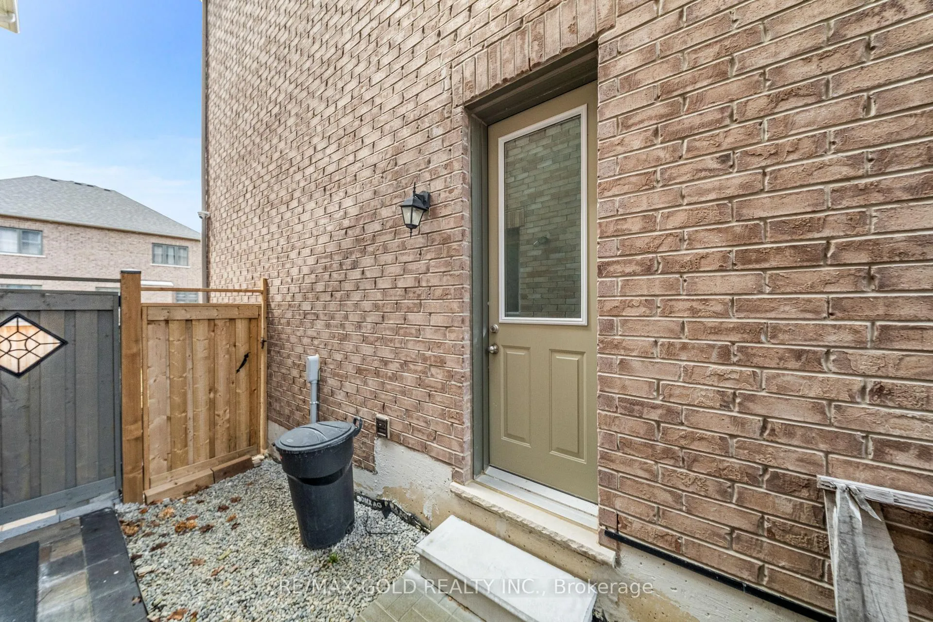 Photo 41 of 41 Daisy Meadow Crescent, Caledon, Caledon East — HOMEH