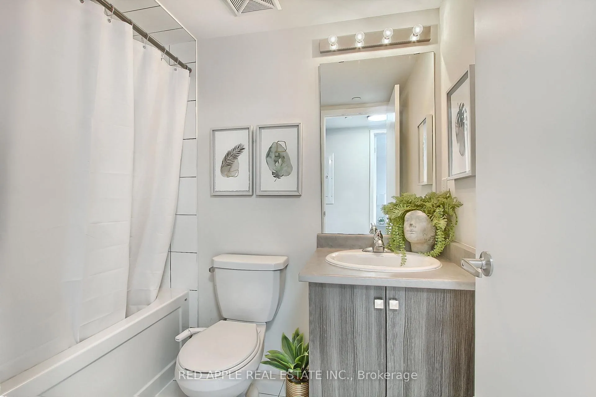 Photo 17 of Unit 110, 600 Alex Gardner Circle, Aurora, Aurora Village — HOMEH