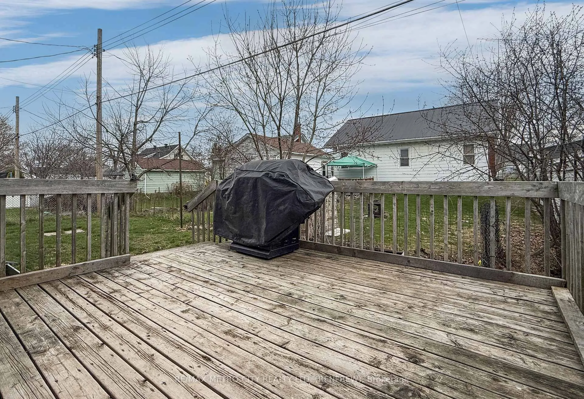 Photo 24 of 467 Dominion Street, Renfrew — HOMEH