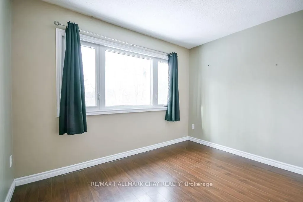 Photo 19 of 1 Pine Spring Road, Oro-Medonte, Horseshoe Valley — HOMEH