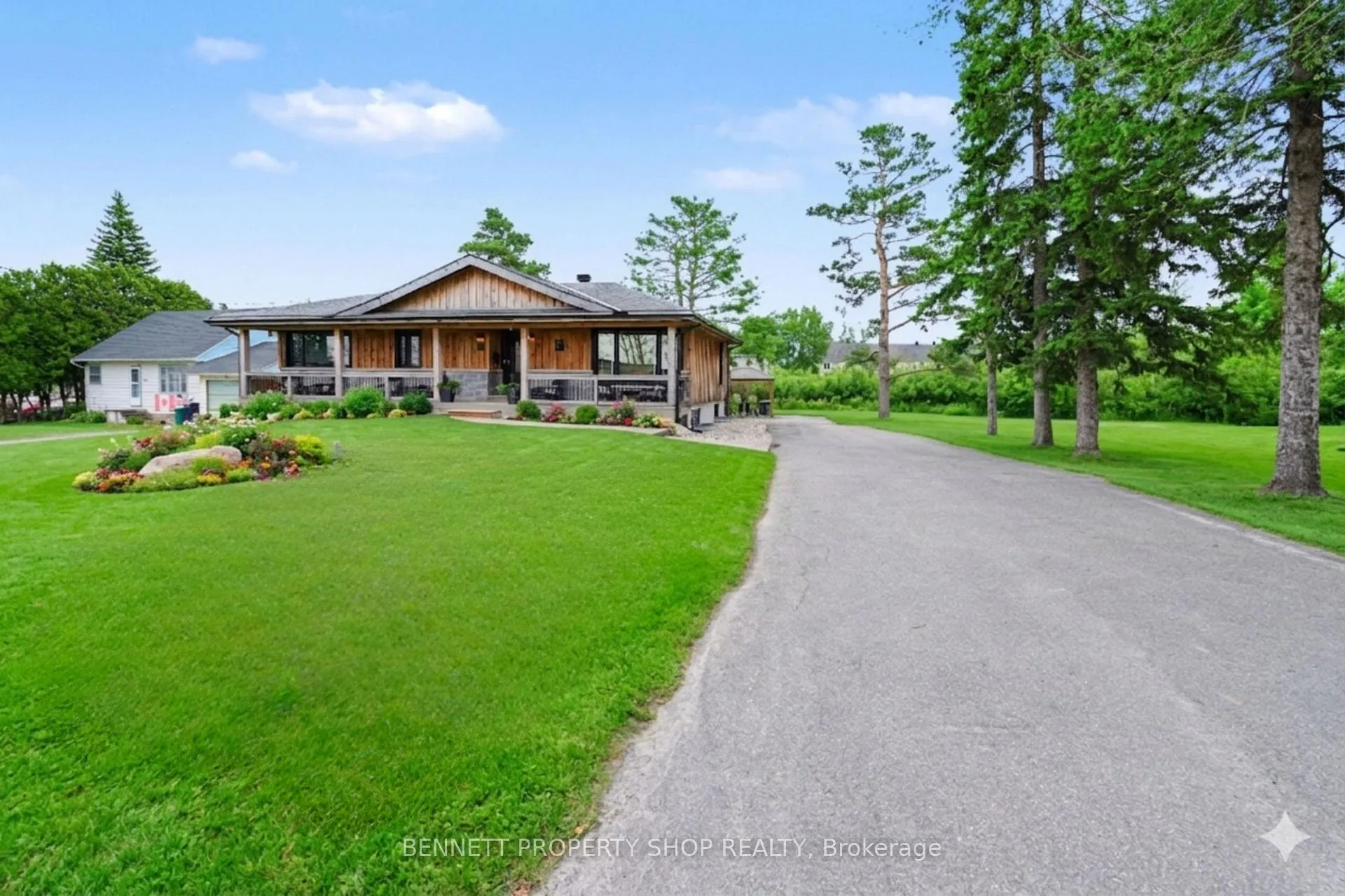 Photo 2 of 1202 Carp Road, Ottawa, Stittsville (Central) — HOMEH