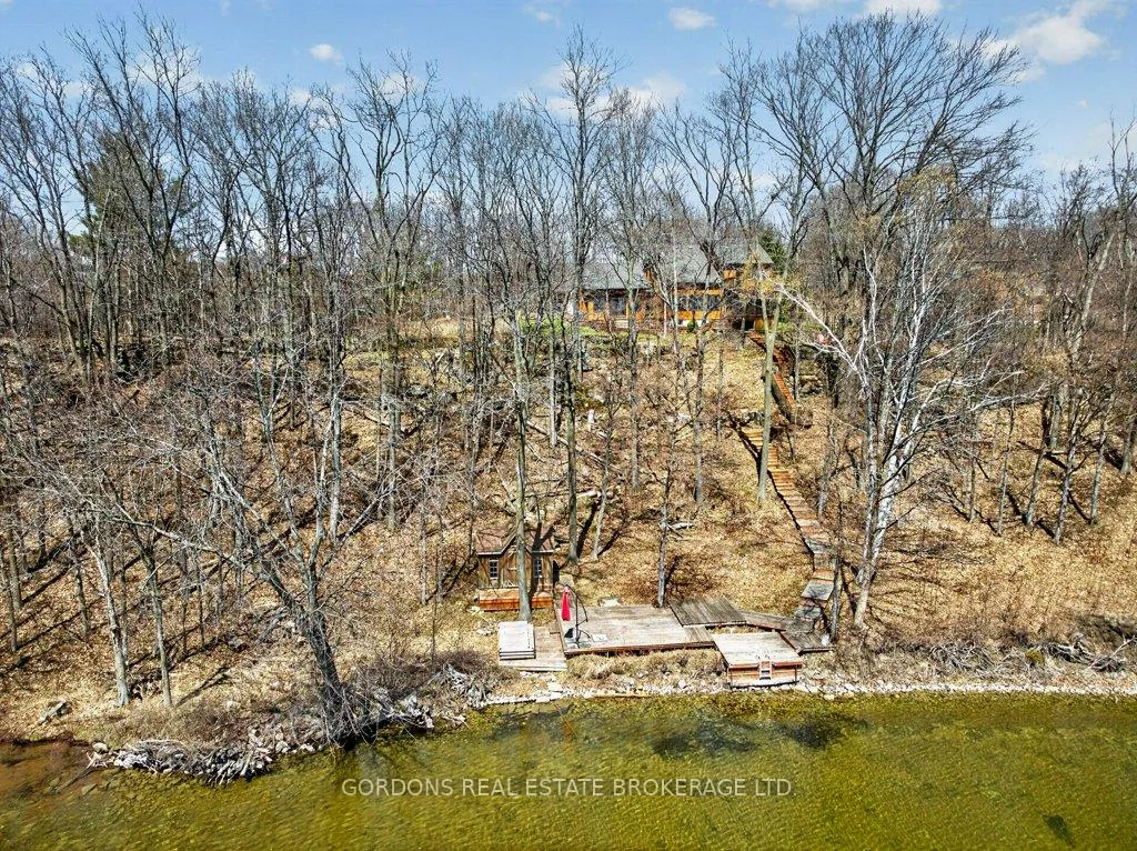 Photo 2 of 4820 Huntbach Lane, Frontenac, Frontenac South — HOMEH