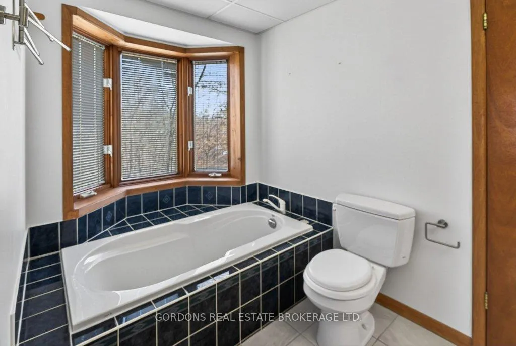 Photo 33 of 4820 Huntbach Lane, Frontenac, Frontenac South — HOMEH