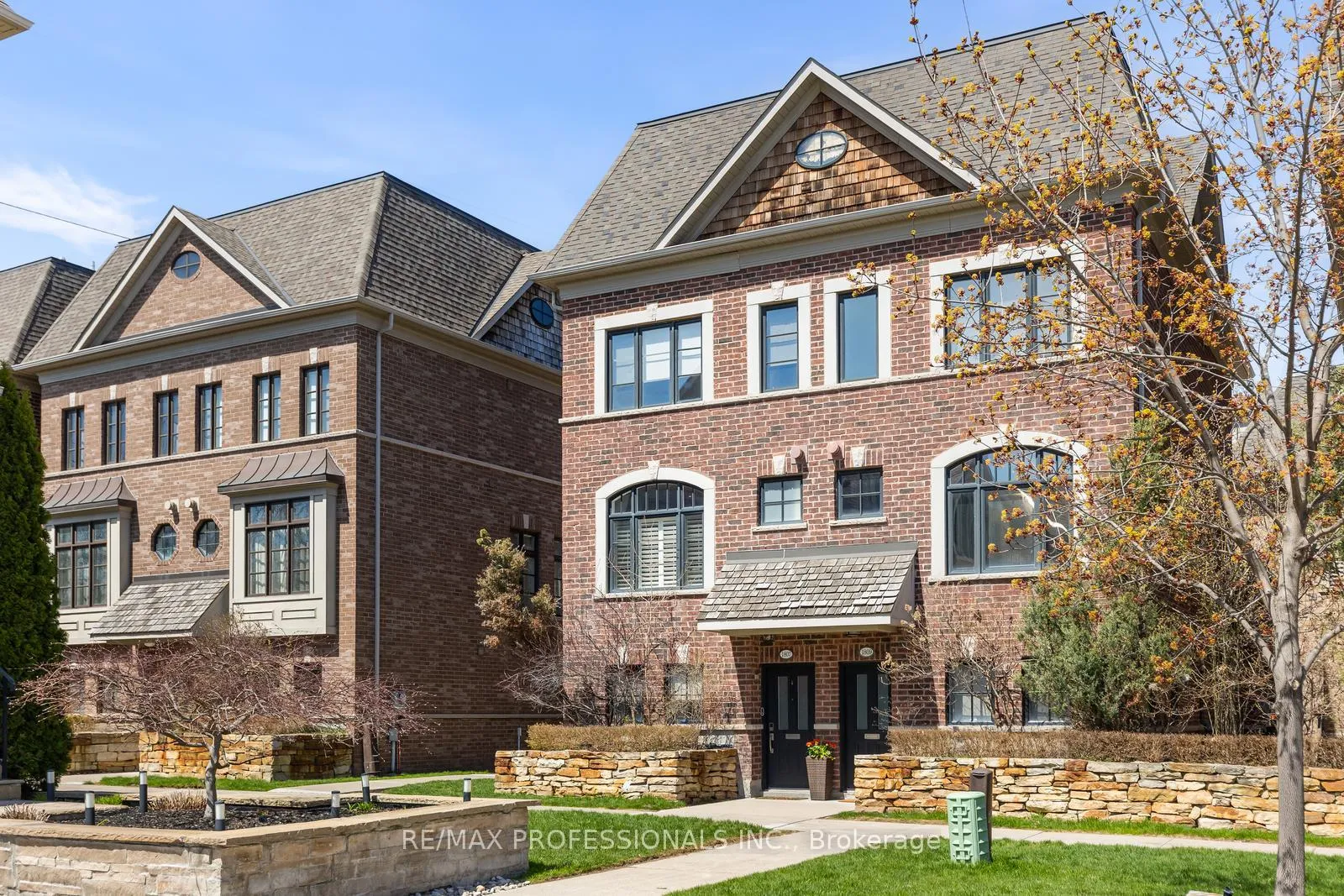 Front of 1807 Pagehurst Avenue