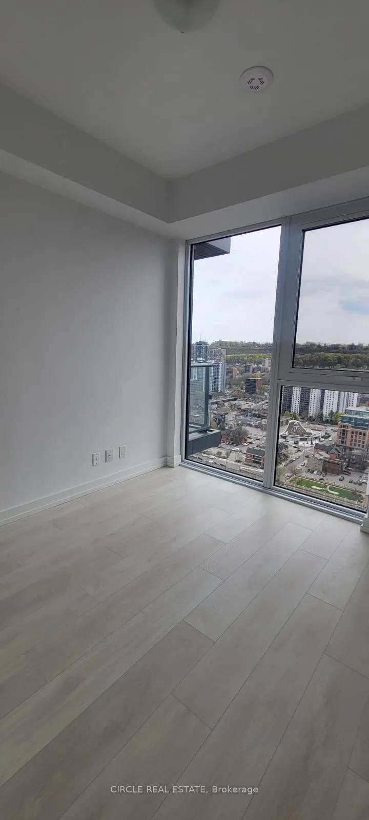 Photo 6 of Unit 2713, 75 James Street S, Hamilton, Corktown — HOMEH