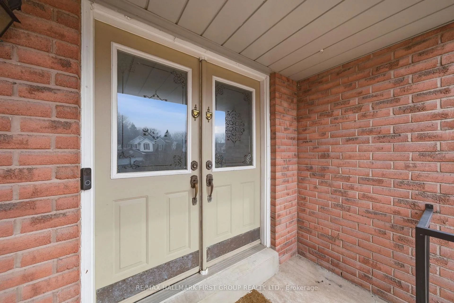 Photo 2 of 964 Frei Street, Cobourg — HOMEH