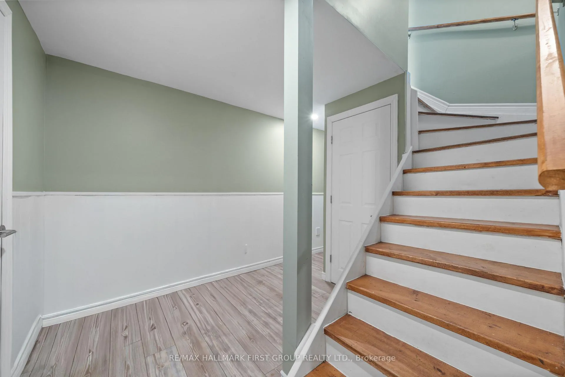 Photo 24 of 964 Frei Street, Cobourg — HOMEH