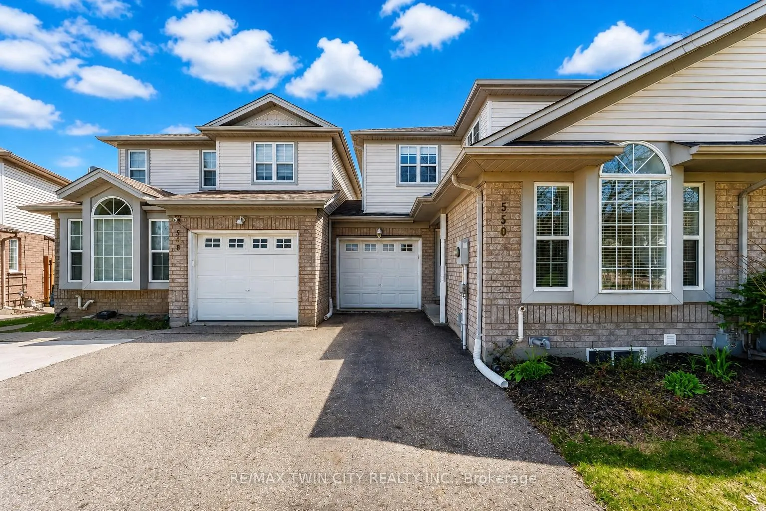Front of 550 Dansbury Drive