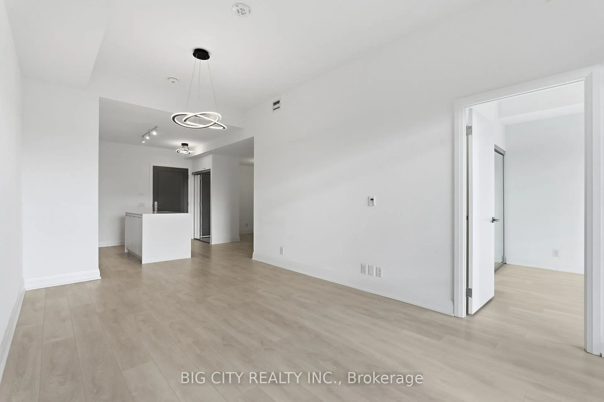 Photo 18 of Unit 618, 33 Frederick Todd Way, Toronto, Thorncliffe Park — HOMEH