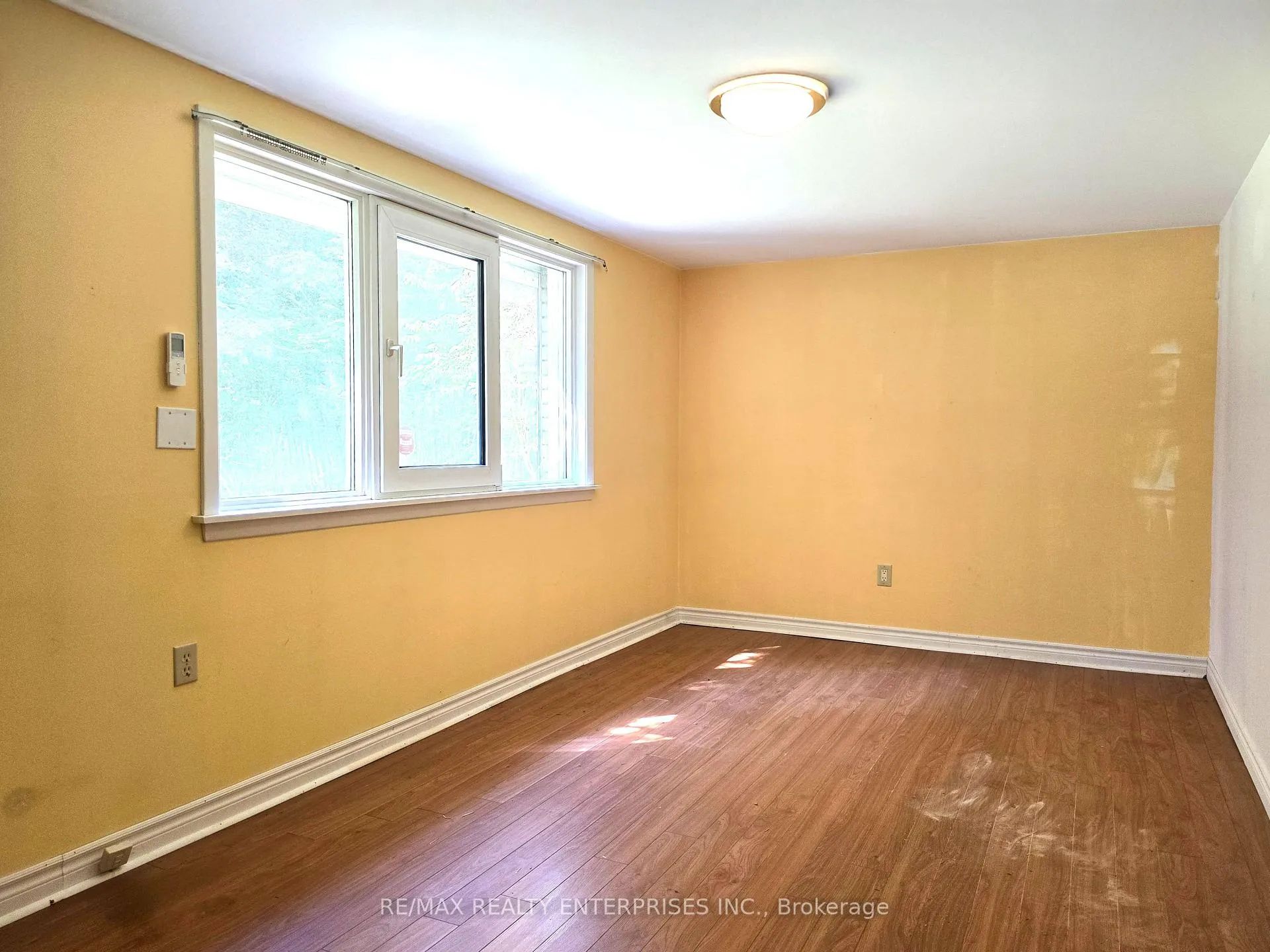 Photo 19 of 1364 Avonbridge Drive, Mississauga, Mineola — HOMEH