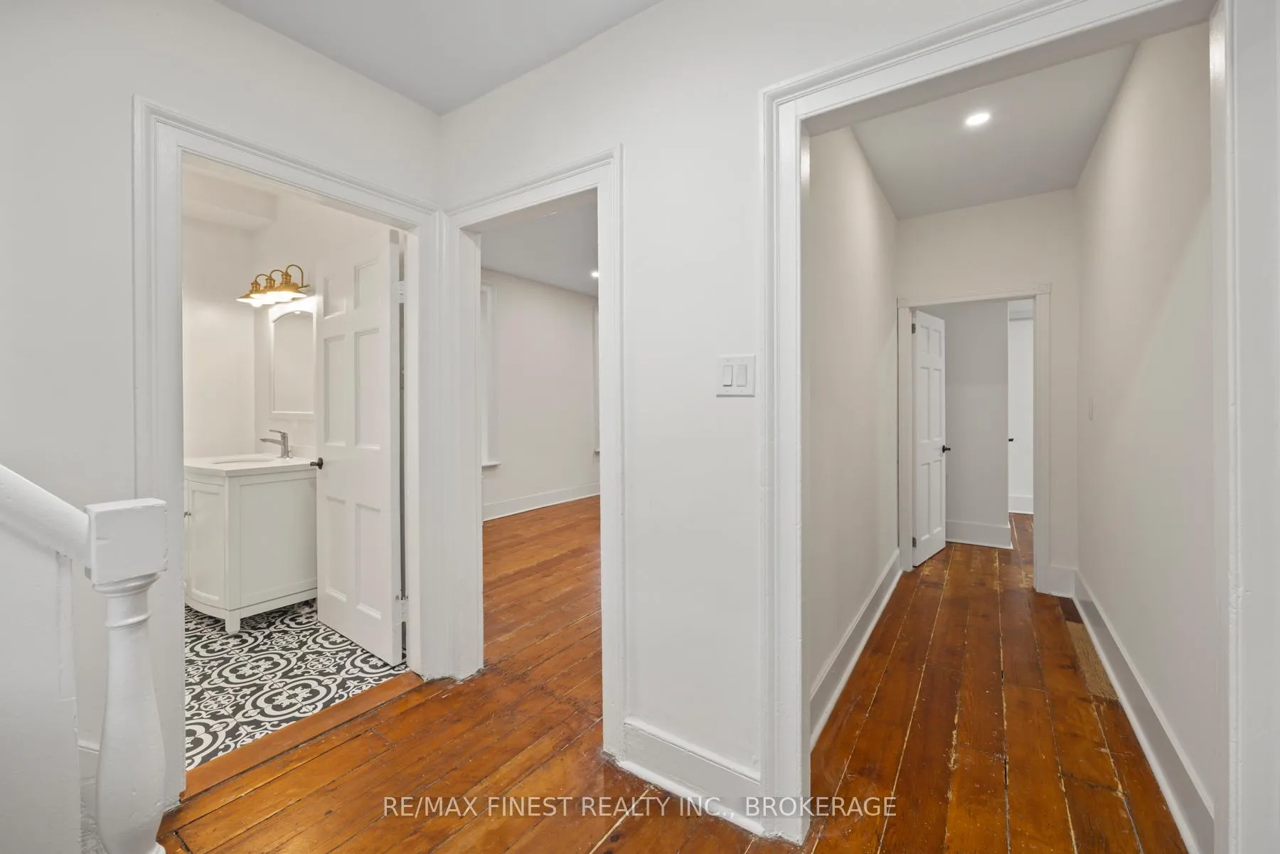 Photo 7 of 114 Yonge Street, Kingston, Central City West — HOMEH