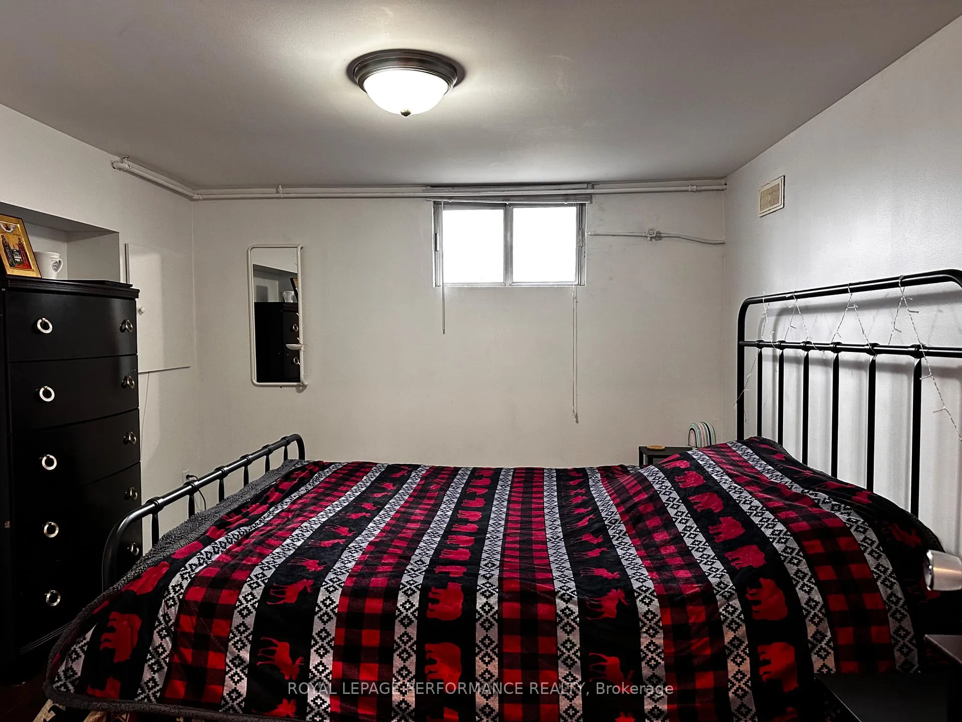 Photo 4 of Unit 4, 110 Glynn Avenue, Ottawa, Overbrook — HOMEH
