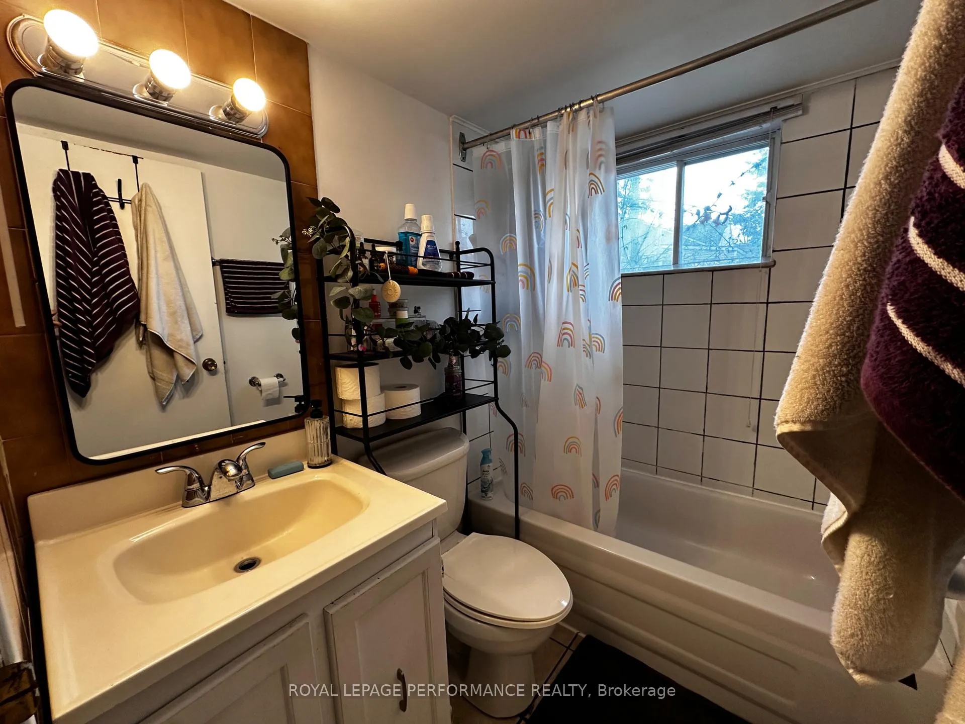 Photo 7 of Unit 4, 110 Glynn Avenue, Ottawa, Overbrook — HOMEH