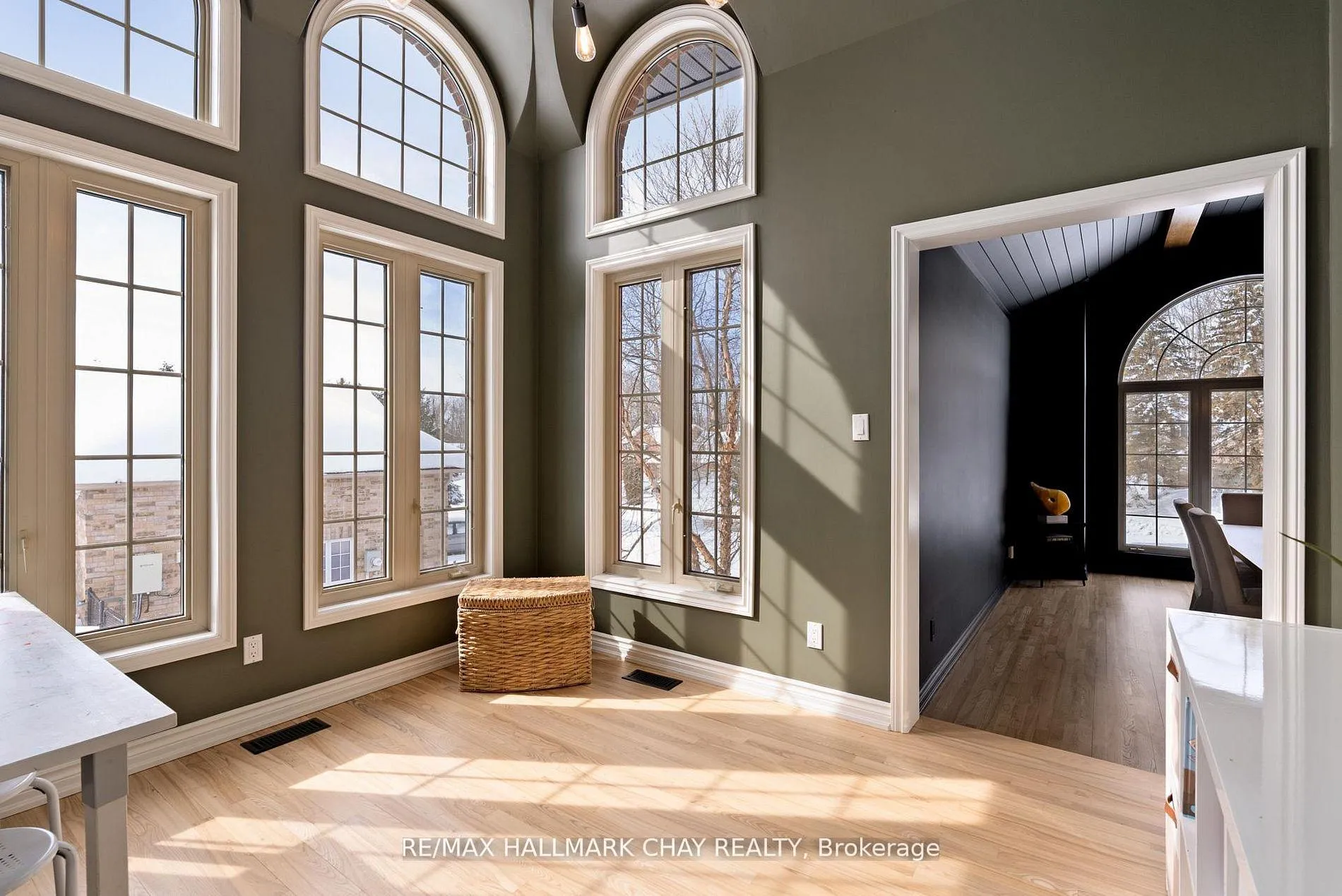 Photo 15 of 32 Forest Hill Drive, Springwater, Midhurst — HOMEH