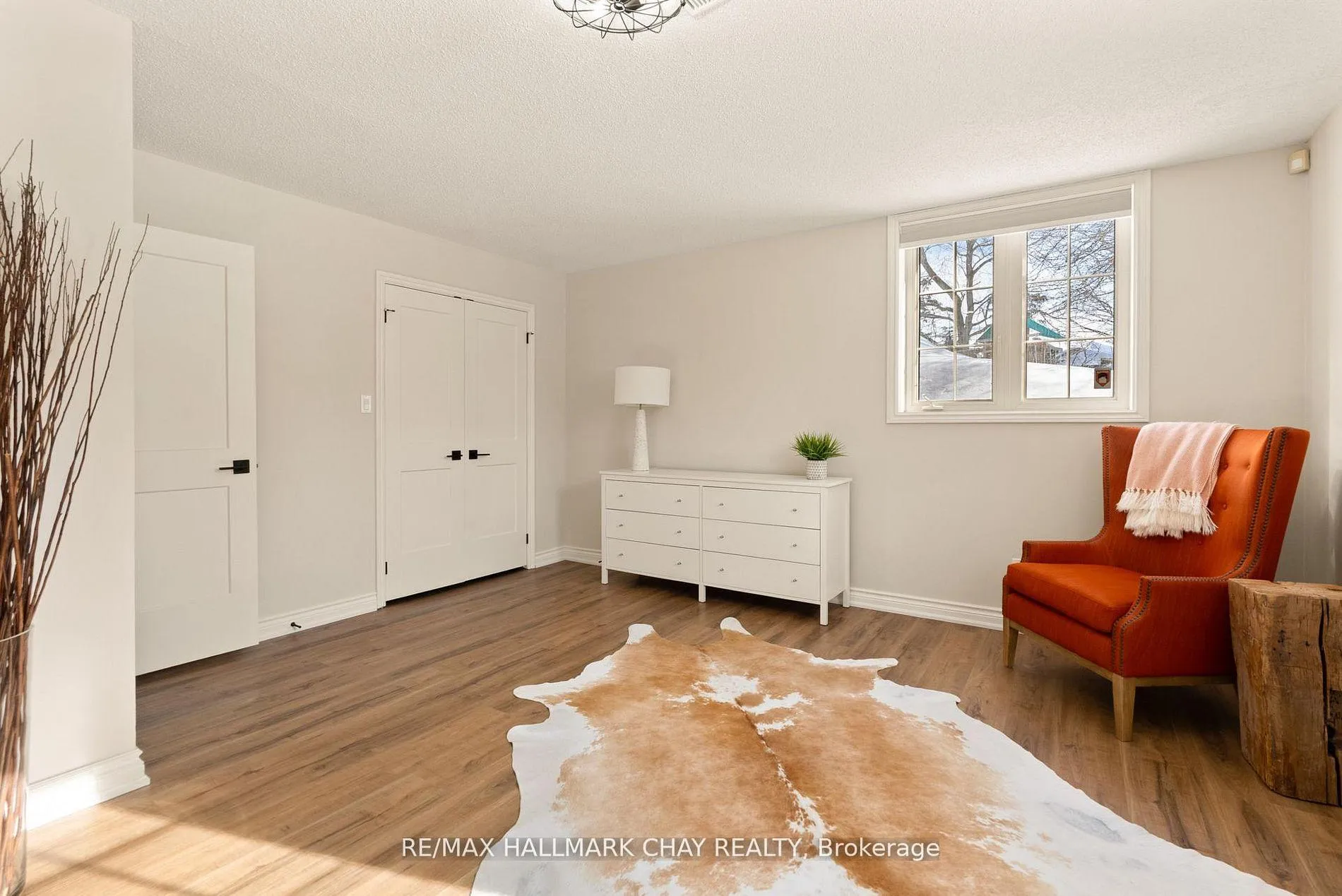 Photo 32 of 32 Forest Hill Drive, Springwater, Midhurst — HOMEH