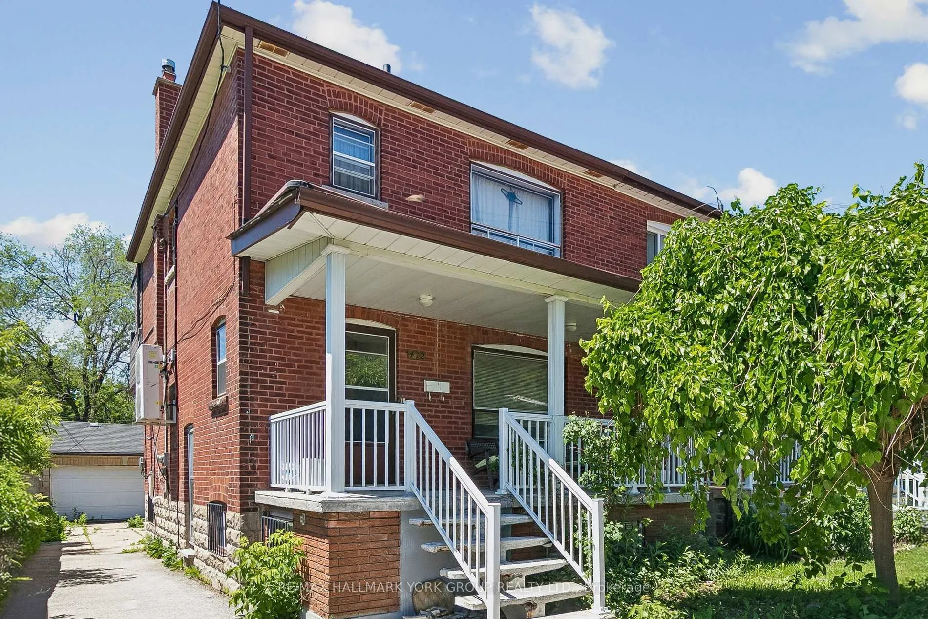 Front of Unit Main Fl, 472 Winona Drive