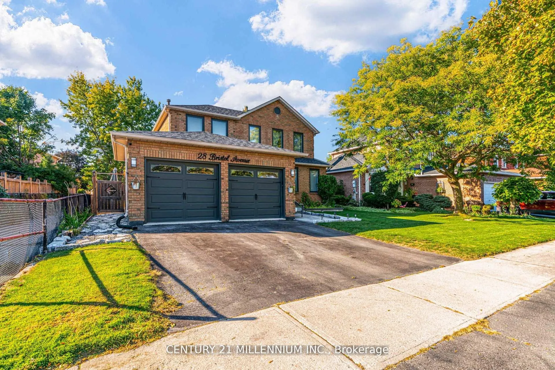 Photo 1 of 28 Bristol Avenue, Brampton, Northwood Park — HOMEH