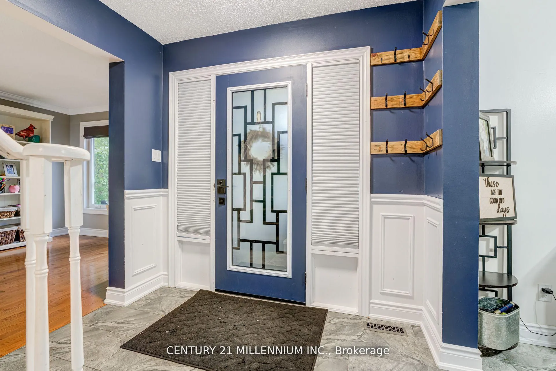 Photo 6 of 28 Bristol Avenue, Brampton, Northwood Park — HOMEH