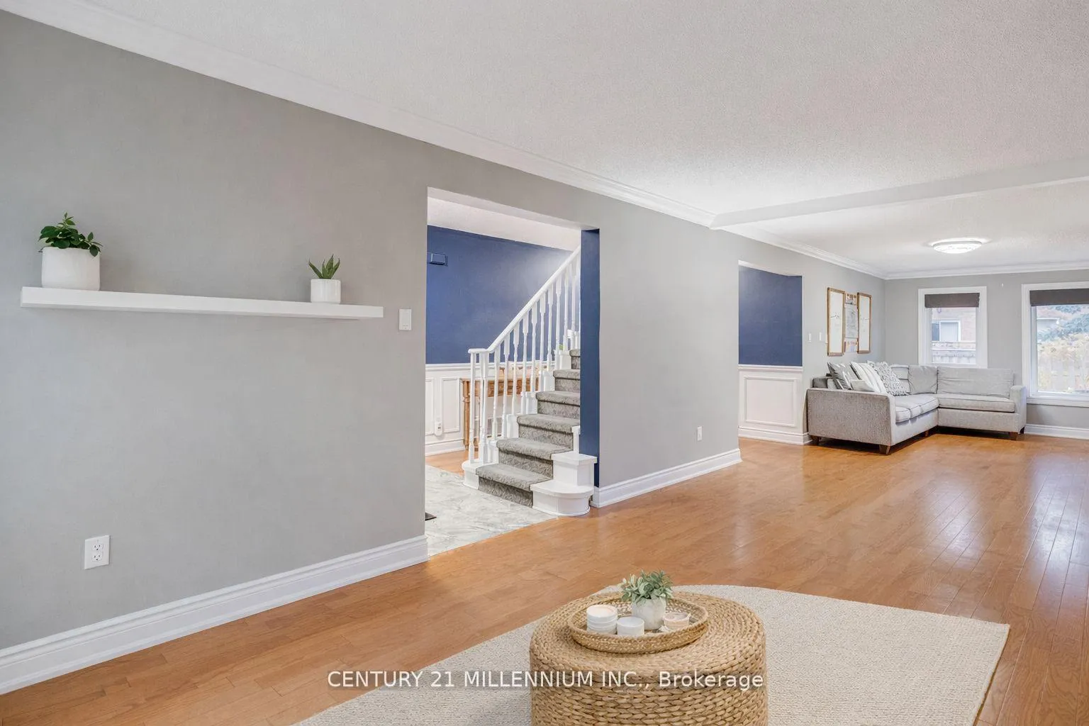 Photo 10 of 28 Bristol Avenue, Brampton, Northwood Park — HOMEH