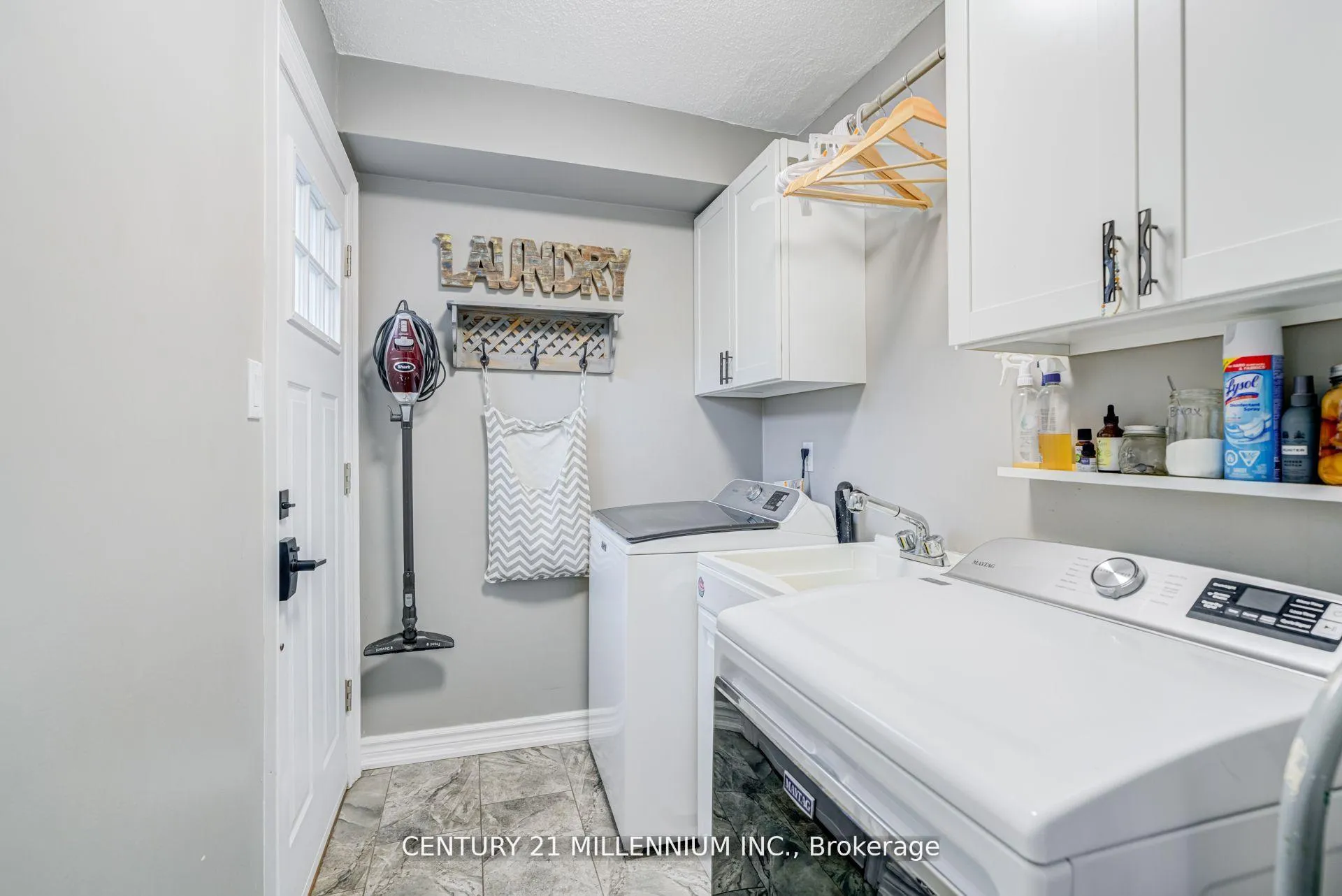 Photo 31 of 28 Bristol Avenue, Brampton, Northwood Park — HOMEH